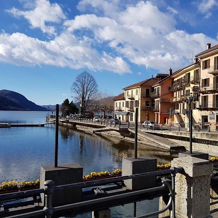 Chocolat La Mairie Daire Omegna Oda fotoğraf