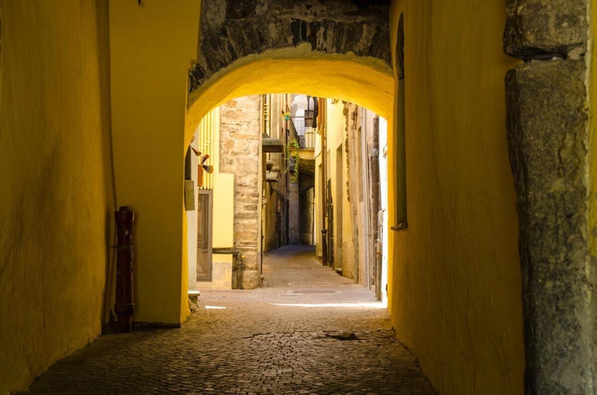 Chocolat La Mairie Daire Omegna Oda fotoğraf